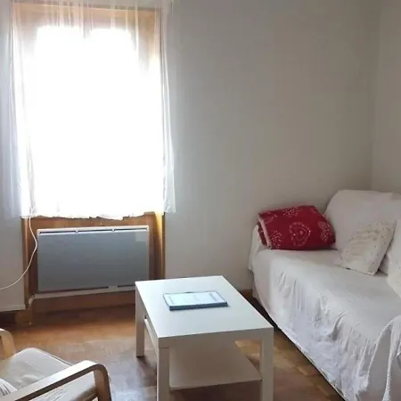 Maison Saint-nectaire, 7 Pieces, 10 Personnes - Fr-1-395-43 Feriehus *